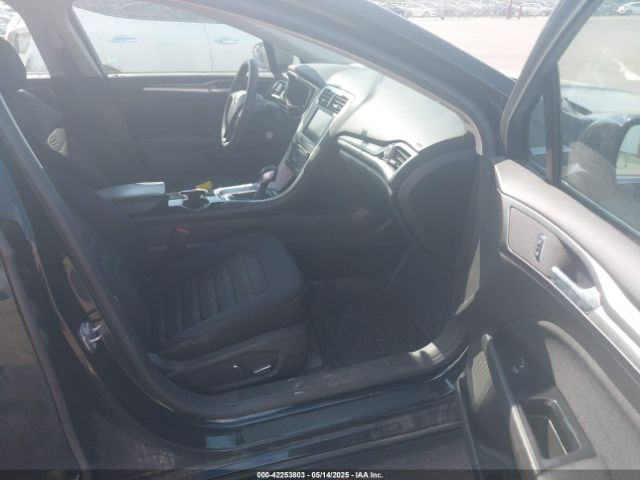 3FA6P0H78GR259116 Ford FUSION SE