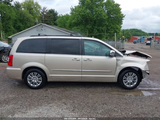 2C4RC1CG0FR673933 Chrysler Town & Country Touring-l