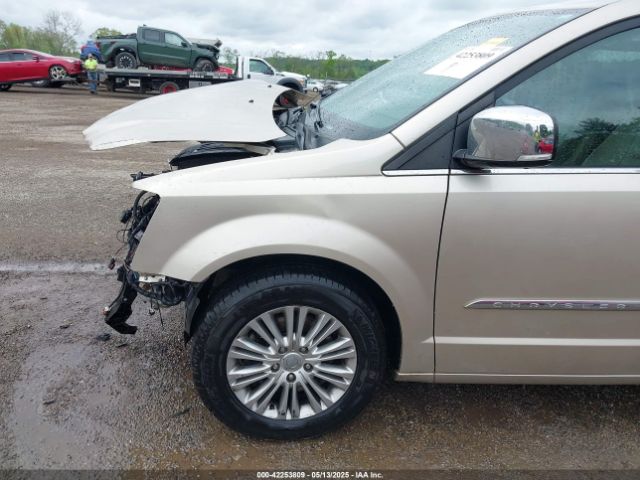 2C4RC1CG0FR673933 Chrysler Town & Country Touring-l