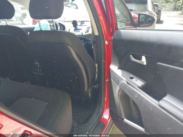 KNDPB3AC4F7713891 KIA Sportage Lx