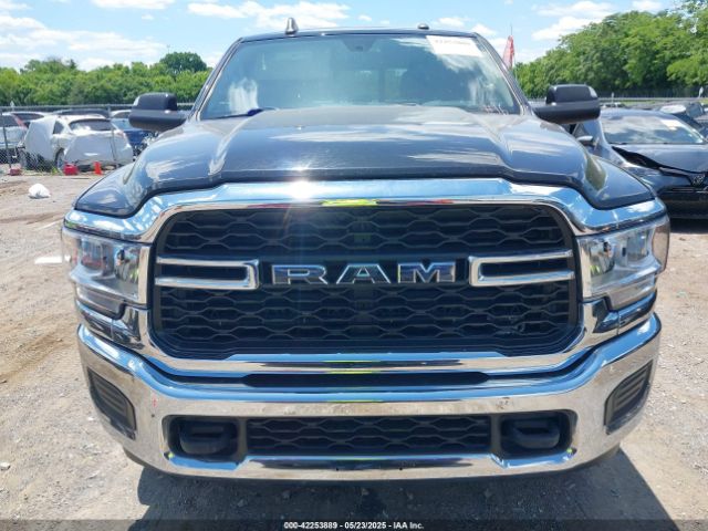 3C6UR5CL7KG552062 RAM 2500 Tradesman  4x4 6'4 Box