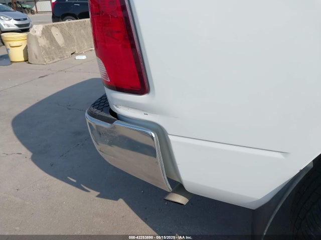 1C6RR6LG8FS634671 RAM 1500 Lone Star
