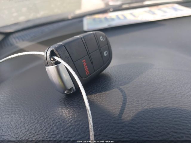 3C4PDCBG9FT726921 Dodge Journey Sxt