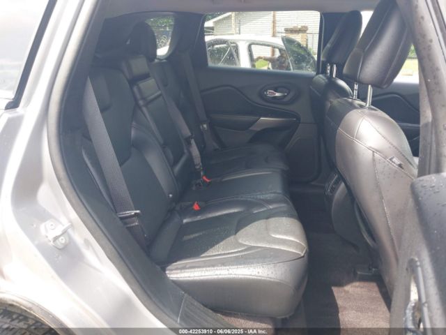 1C4PJMDN0KD167401 Jeep Cherokee Limited 4x4