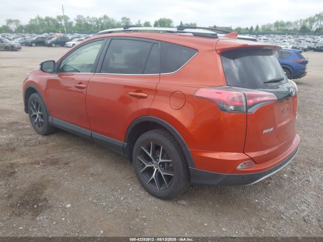 2016 TOYOTA RAV4 JTMJFREVXGJ057662 Photo 2