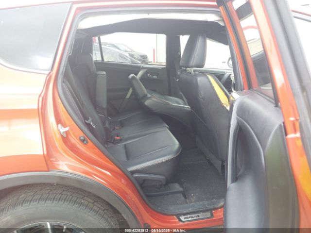 2016 TOYOTA RAV4 JTMJFREVXGJ057662 Photo 7