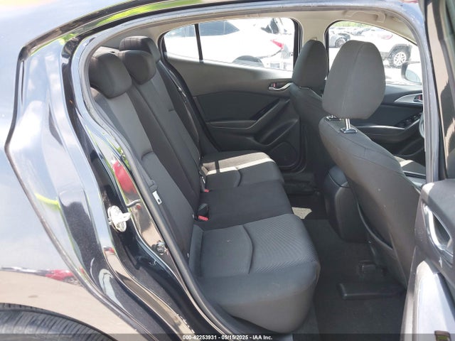 3MZBN1U78HM108301 Mazda pe