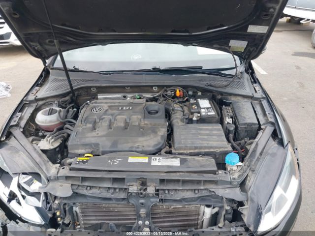3VW2A7AU0FM019389 Volkswagen Golf