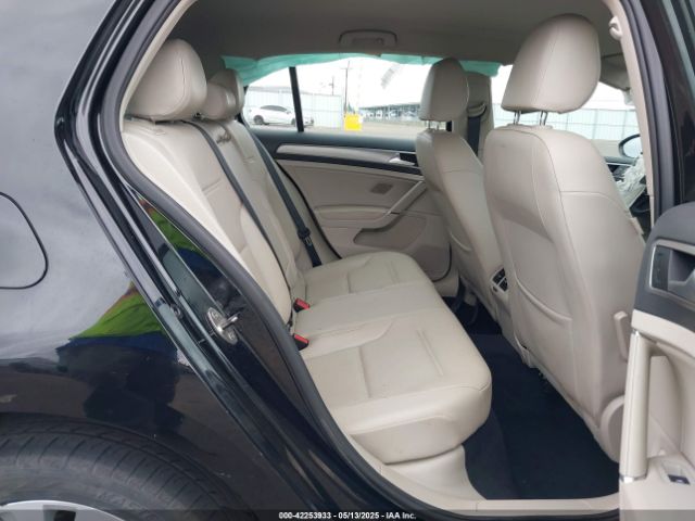 3VW2A7AU0FM019389 Volkswagen Golf