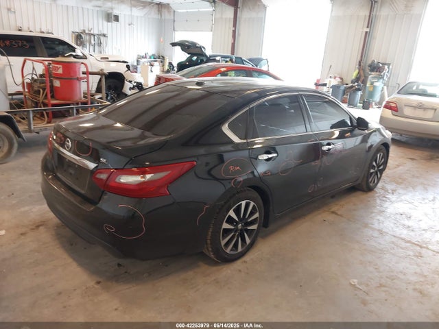1N4AL3AP9JC249685 Nissan Altima 2.5 Sl