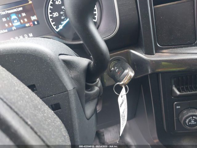 1FTEW1EP5PFB87582 Ford F-150 Xl