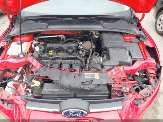 1FADP3K24EL166935 Ford FOCUS SE