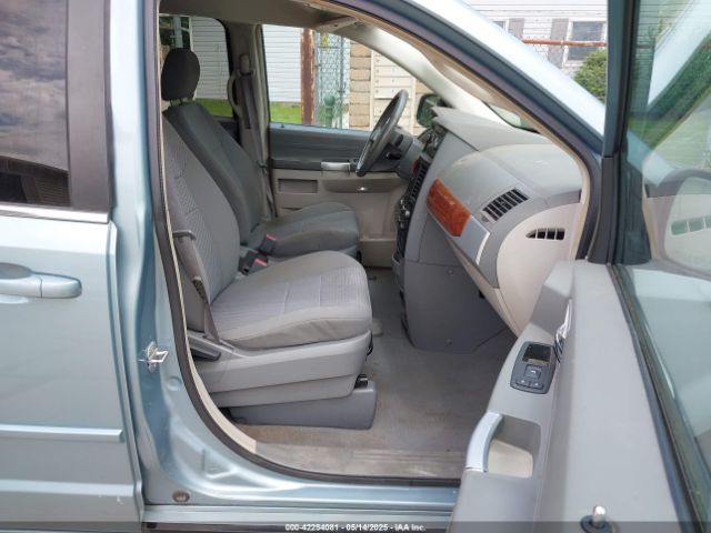 2008 CHRYSLER TOWN & COUNTRY 2A8HR54P18R768285 Photo 4