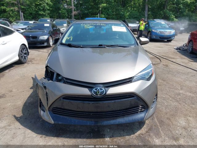 2T1BURHE1KC171012 Toyota COROLLA LE