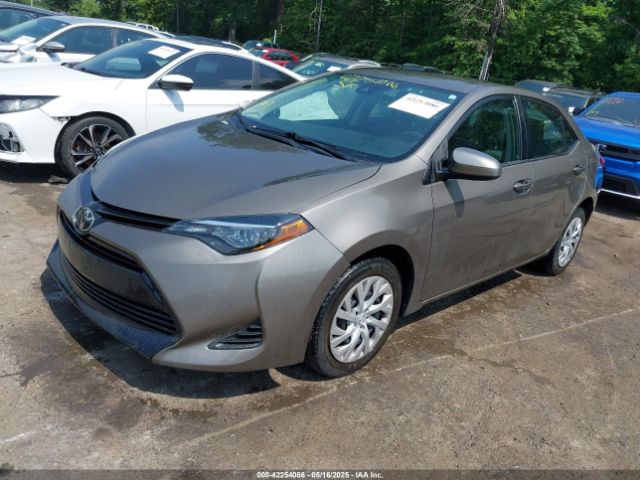 2T1BURHE1KC171012 Toyota COROLLA LE