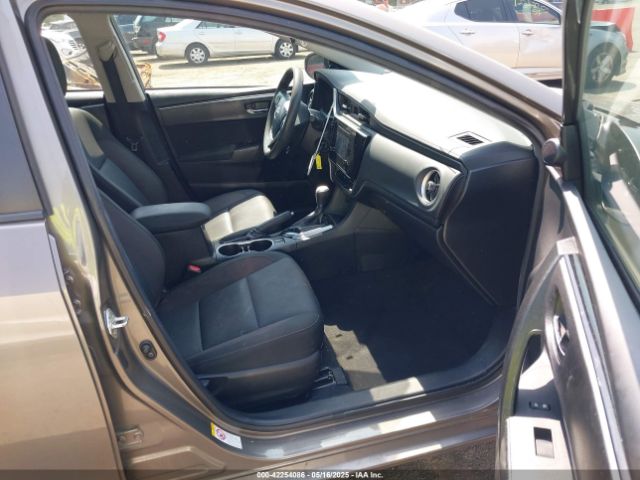 2T1BURHE1KC171012 Toyota COROLLA LE