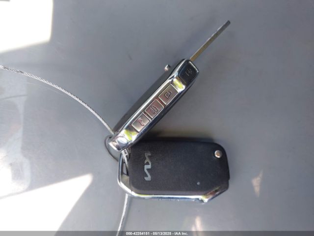 3KPF24AD6RE759558 KIA Forte Lxs