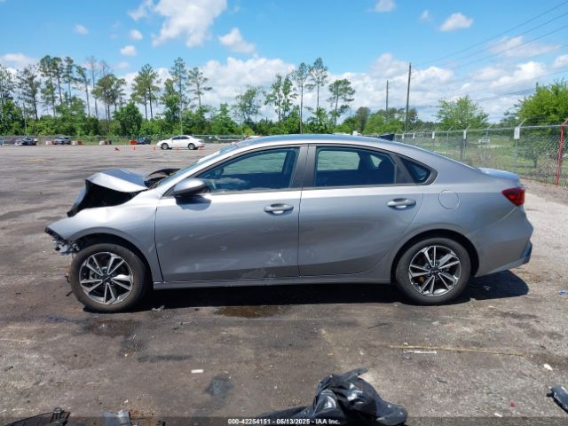3KPF24AD6RE759558 KIA Forte Lxs