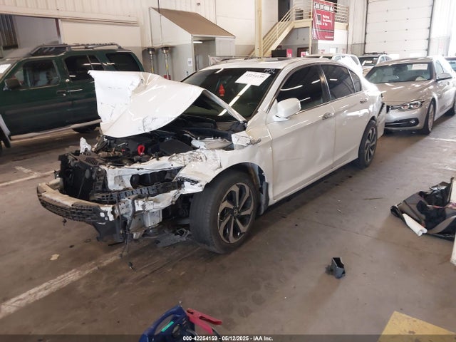 1HGCR2F83GA043586 Honda k24w1