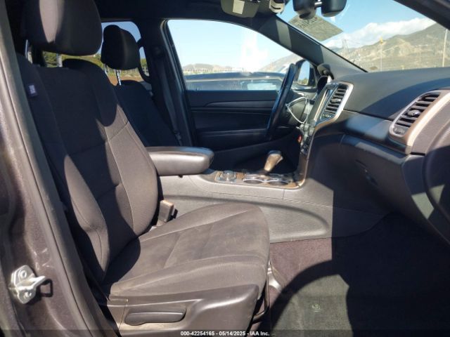 1C4RJFAG5GC390413 Jeep Grand Cherokee Laredo