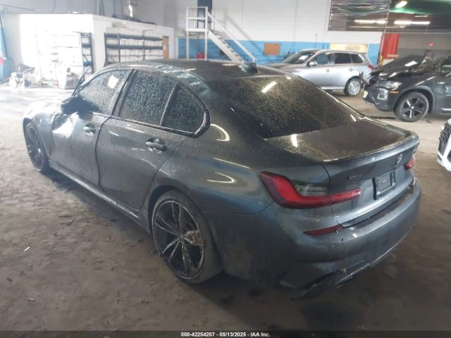 2022 BMW 3 SERIES 3MW5U9J04N8C31684 Photo 2