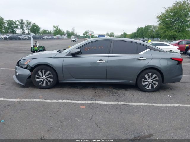 1N4BL4BV4NN351140 Nissan Altima S Fwd