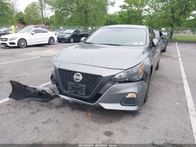1N4BL4BV4NN351140 Nissan Altima S Fwd