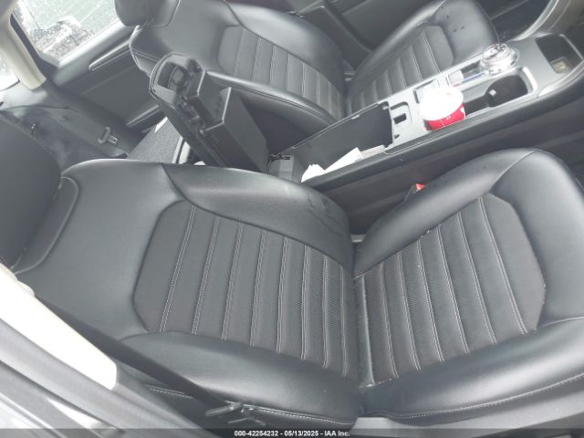 3FA6P0HD0HR174309 Ford FUSION SE