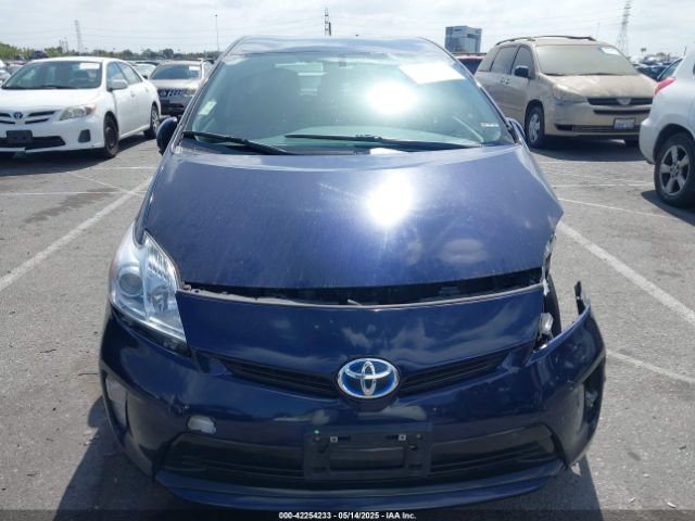 JTDKN3DU4F0470775 Toyota Prius Two