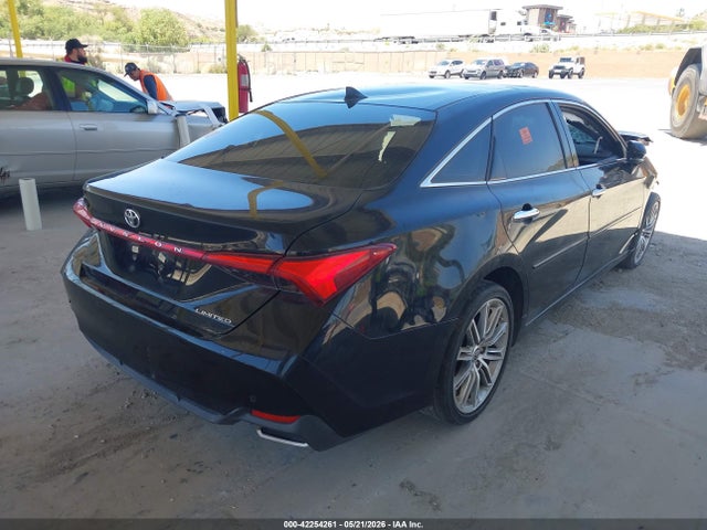 42254261 :رقم المزاد ، 4T1DZ1FB2MU065948 vin ، 2021 Toyota Avalon Limited مزاد بيع