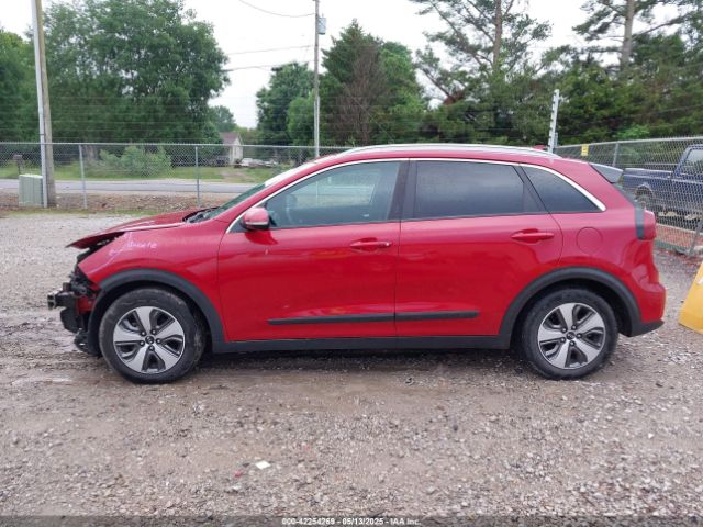 KNDCC3LC1H5037990 KIA NIRO EX