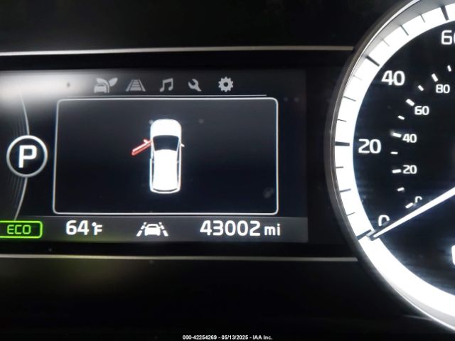 KNDCC3LC1H5037990 KIA NIRO EX