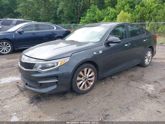 2017 Kia Optima Lx მანქანა იყიდება აუქციონზე, vin: 5XXGT4L32HG124235, აუქციონის ნომერი: 42254275