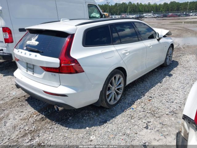 2020 VOLVO V60 YV1102EKXL2398556 Photo 3