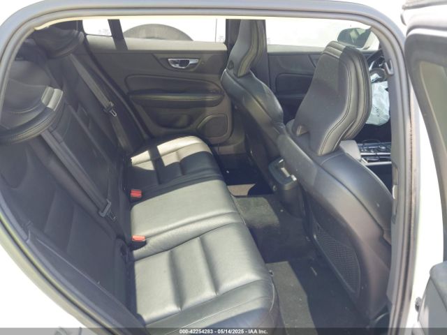 2020 VOLVO V60 YV1102EKXL2398556 Photo 7
