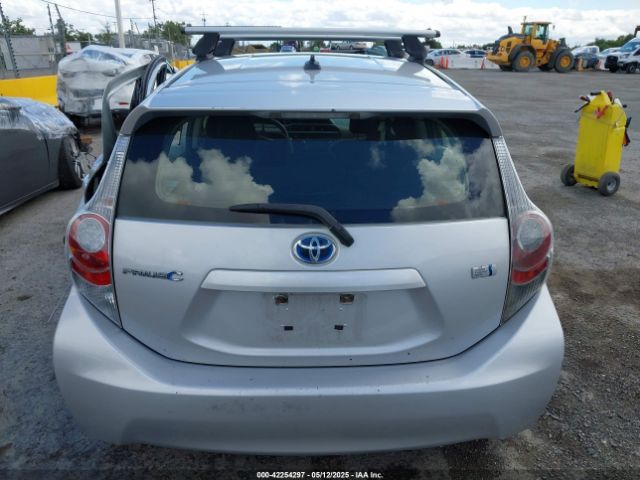 JTDKDTB3XE1065347 Toyota Prius C Three