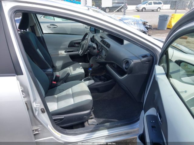 JTDKDTB3XE1065347 Toyota Prius C Three