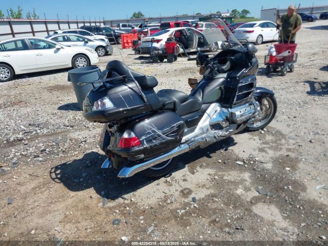2010 HONDA GL1800 1HFSC47L8AA904302 Photo 3