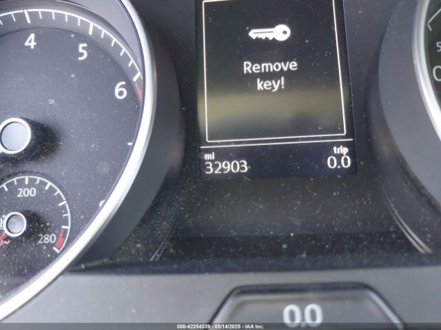 3VW217AU9FM040953 Volkswagen Golf Tsi S 4-door