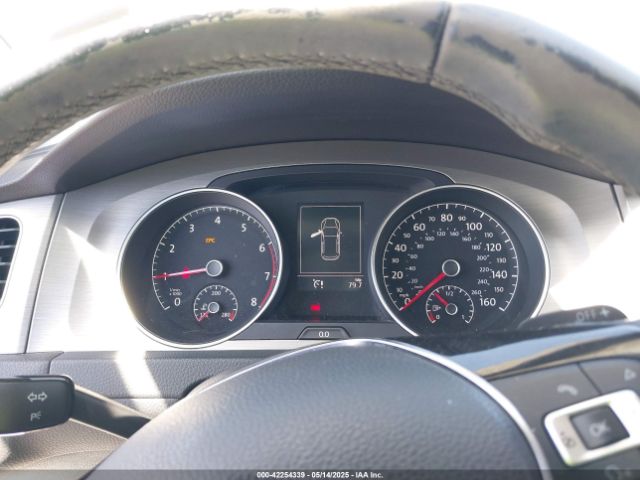 3VW217AU9FM040953 Volkswagen Golf Tsi S 4-door