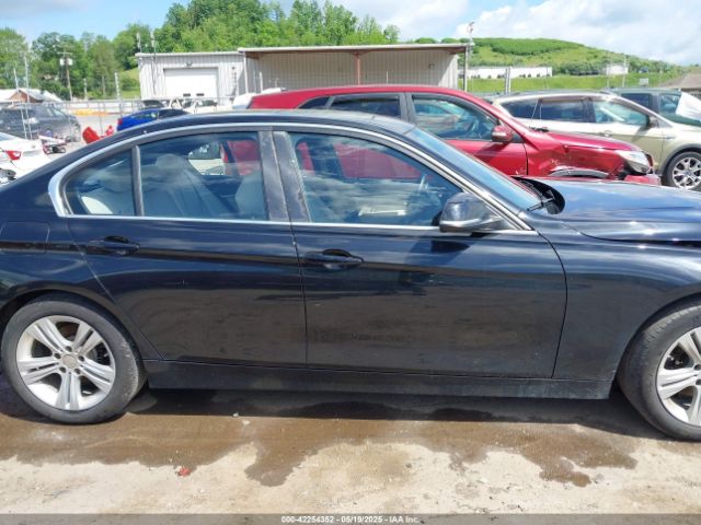 WBA8D9C32HA011814 BMW 330i Xdrive