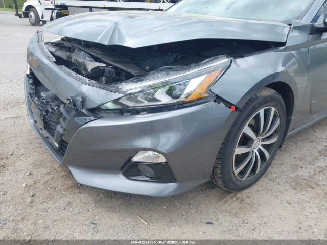 1N4BL4DW7LC228558 Nissan Altima Sv Intelligent Awd