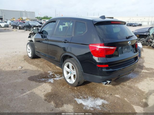 2017 BMW X3 5UXWZ7C32H0V89819 Photo 2