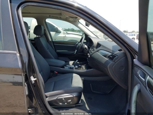 2017 BMW X3 5UXWZ7C32H0V89819 Photo 4