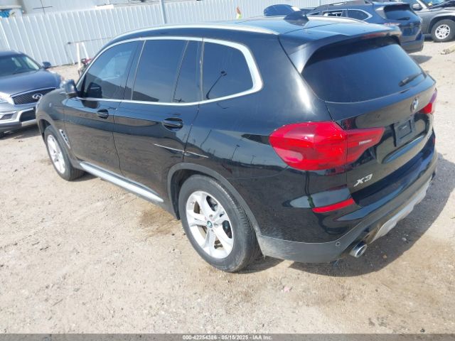 2019 BMW X3 5UXTR7C54KLF24757 Photo 2