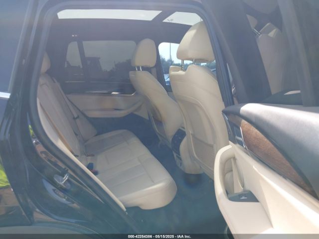 2019 BMW X3 5UXTR7C54KLF24757 Photo 7