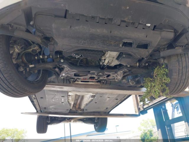 3VVCB7AX3NM073218 Volkswagen Tiguan