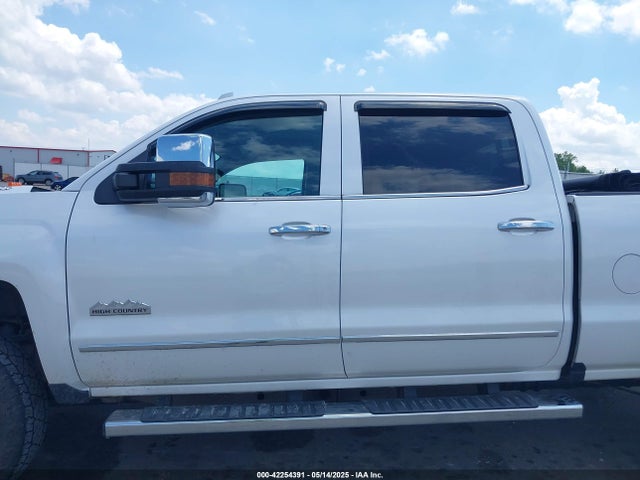 1GC1KXEY4JF285421 Chevrolet Silverado 2500hd High Country