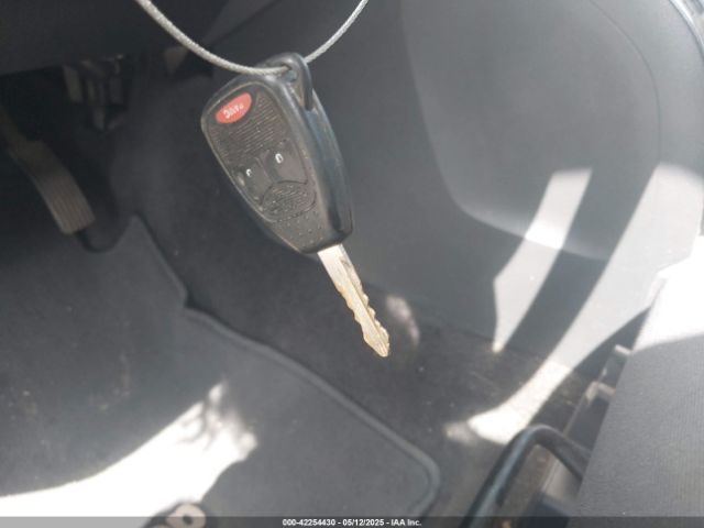 1C4NJCBA0FD178115 Jeep Compass Sport