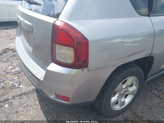 1C4NJCBA0FD178115 Jeep Compass Sport